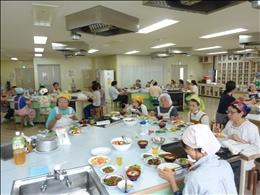 野菜を生で食べると本当の味が分かります！