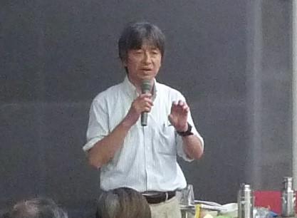 講師の高田秀重教授