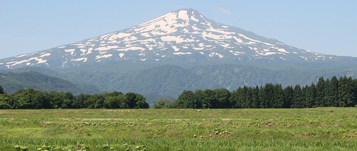 6月の鳥海山