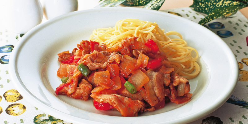 ご飯にもパスタにもあう！豚バラ肉のトマト風味