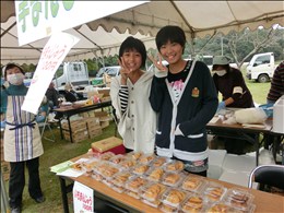 かわいい売り子さんたち