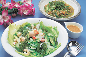 めかぶサラダ2種の写真