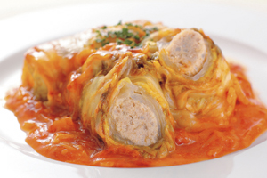ロール白菜のトマト煮の写真
