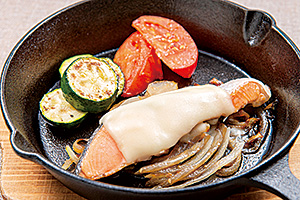 紅鮭と夏野菜のイタリアングリルの写真
