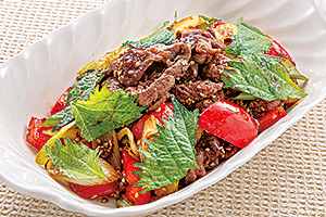 牛肉の大葉炒めの写真